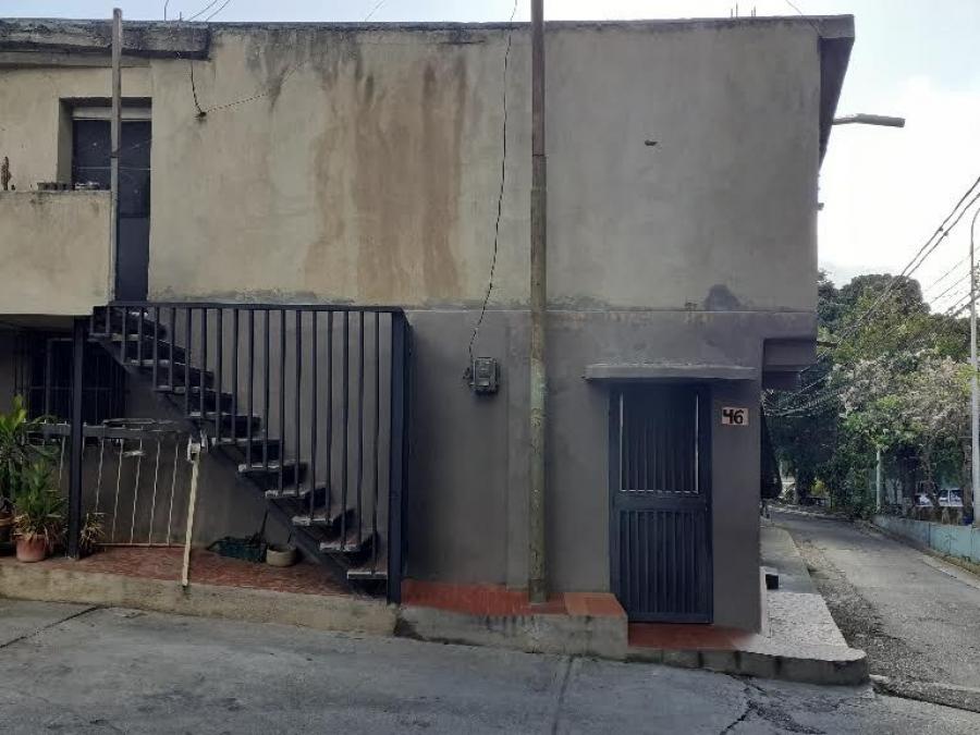 Foto Casa en Venta en Caracas, Distrito Federal - U$D 30.000 - CAV210400 - BienesOnLine