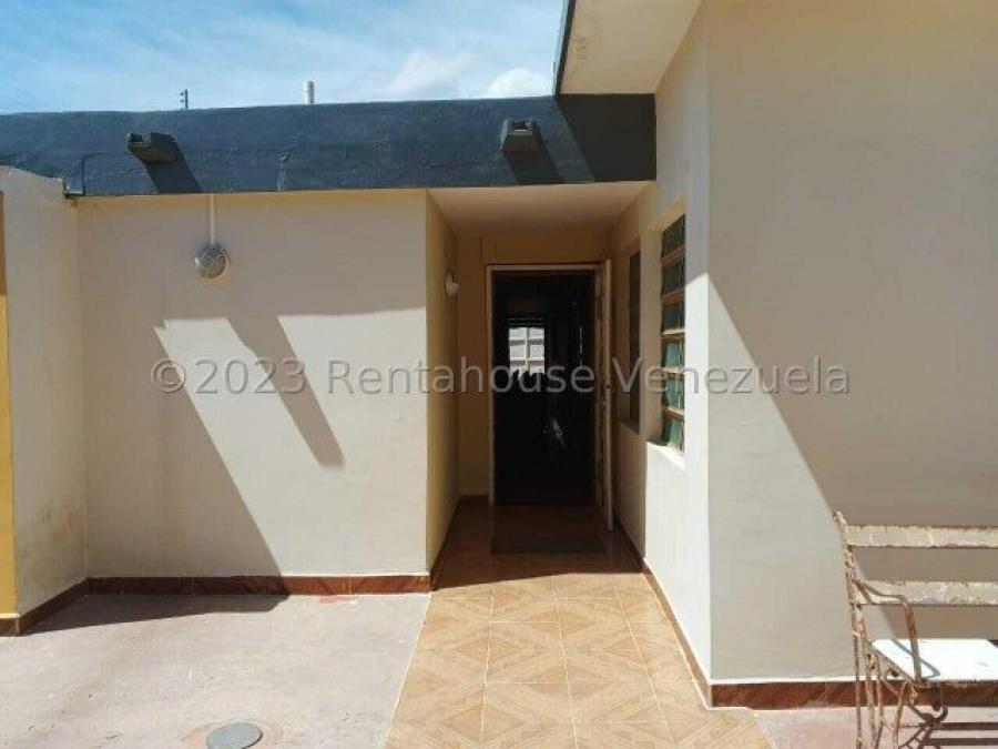 Foto Casa en Venta en Maracaibo, Zulia - U$D 15.000 - CAV202212 - BienesOnLine