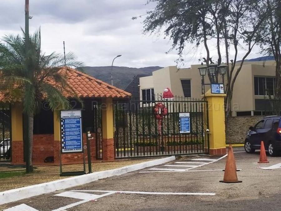 Foto Casa en Venta en Guataparo, Valencia, Carabobo - U$D 1.800.000 - CAV158036 - BienesOnLine