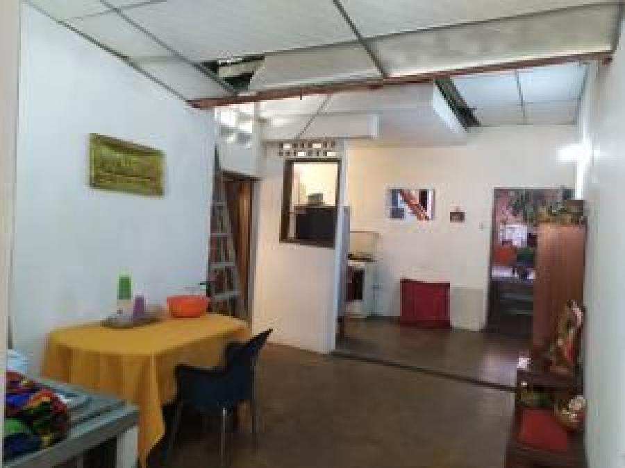 Foto Casa en Venta en La Candelaria, Valencia, Carabobo - U$D 9.000 - CAV138223 - BienesOnLine