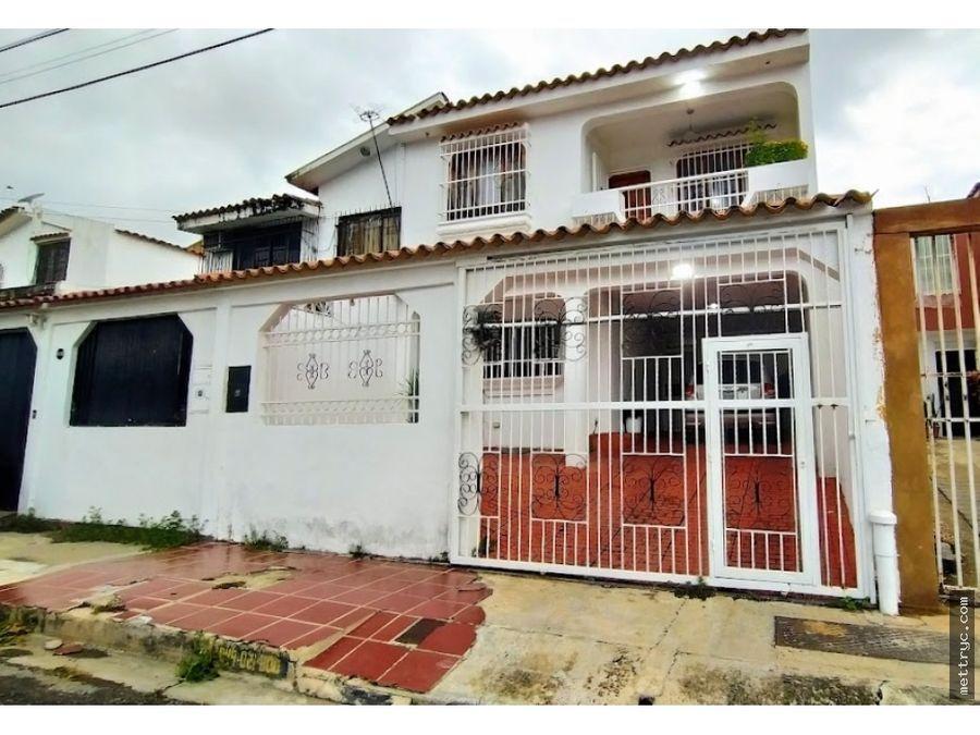 Home in Metric Way