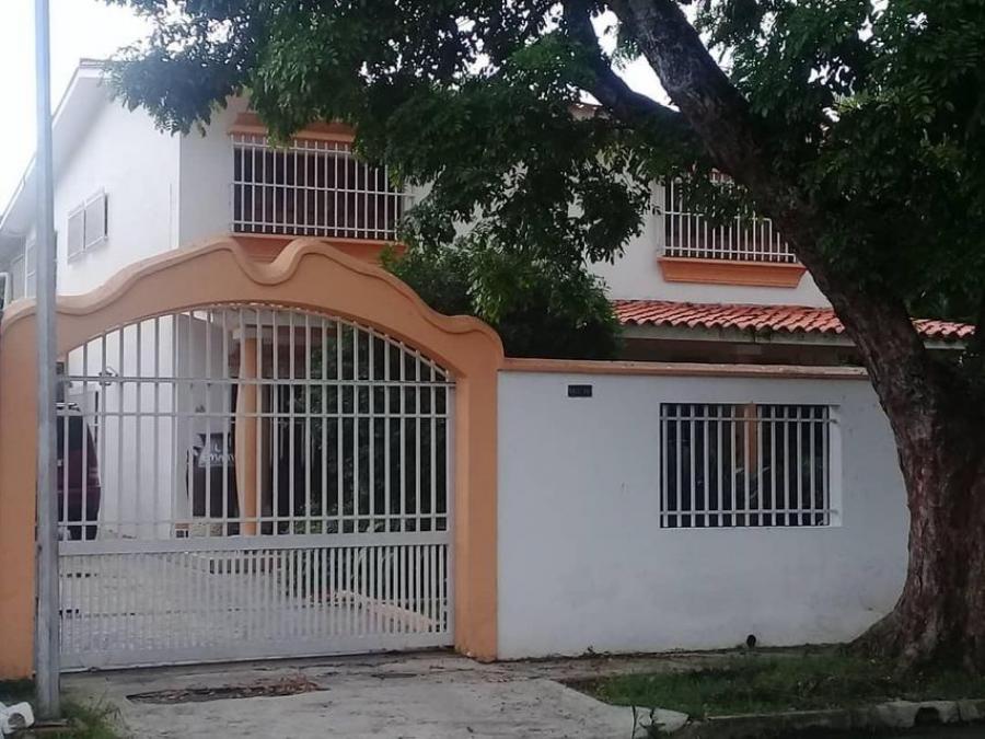 Foto Casa en Venta en La Via, Valencia, Carabobo - U$D 110.000 - CAV142931 - BienesOnLine