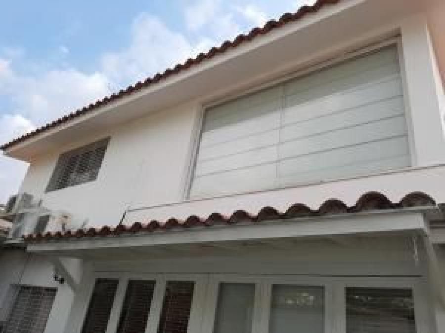 Foto Casa en Venta en La via valencia carabobo, Valencia, Carabobo - U$D 330.000 - CAV148725 - BienesOnLine