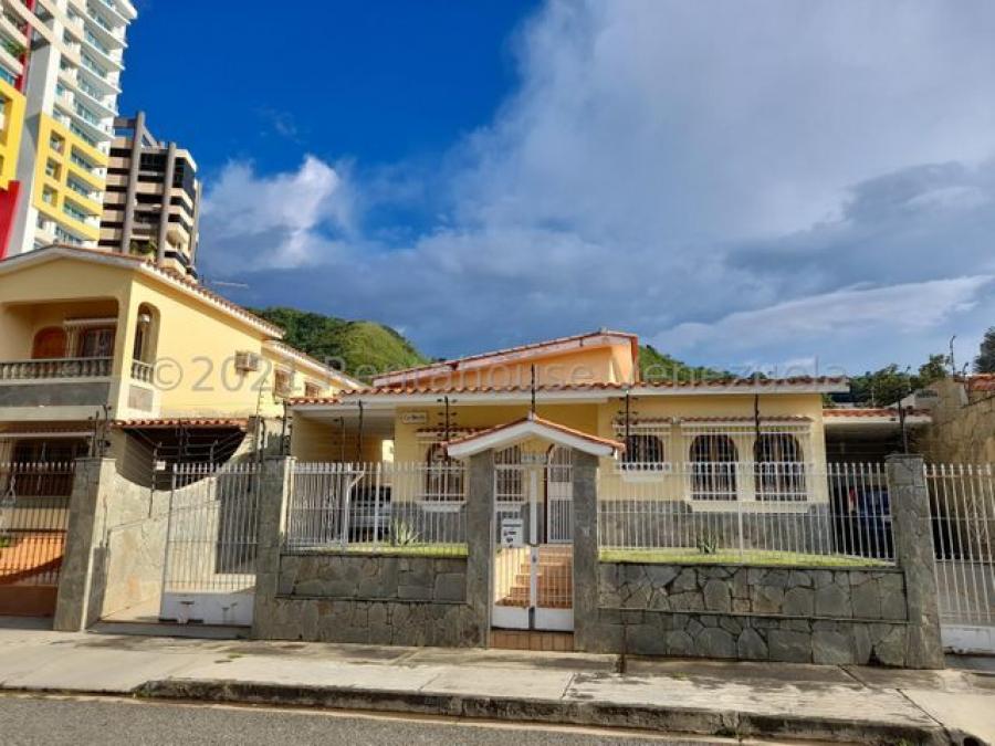 Foto Casa en Venta en Las Chimeneas, Valencia, Carabobo - U$D 136.000 - CAV158936 - BienesOnLine