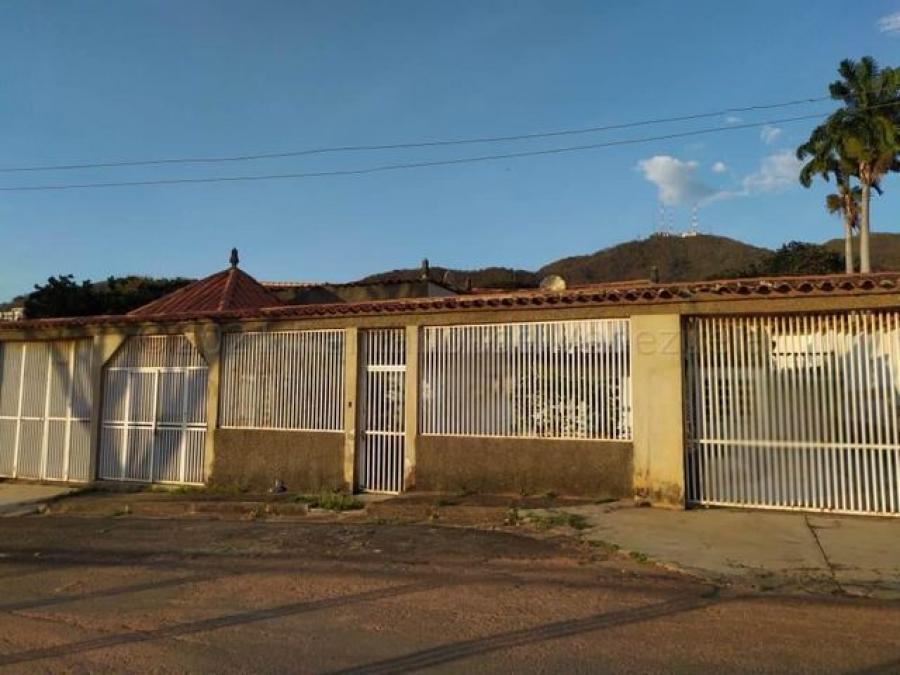 Foto Casa en Venta en Lomas del este, Valencia, Carabobo - U$D 53.000 - CAV153363 - BienesOnLine