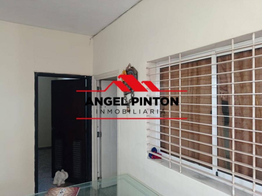 Foto Casa en Venta en Lomas del Valle, Maracaibo, Zulia - U$D 16.000 - CAV171982 - BienesOnLine