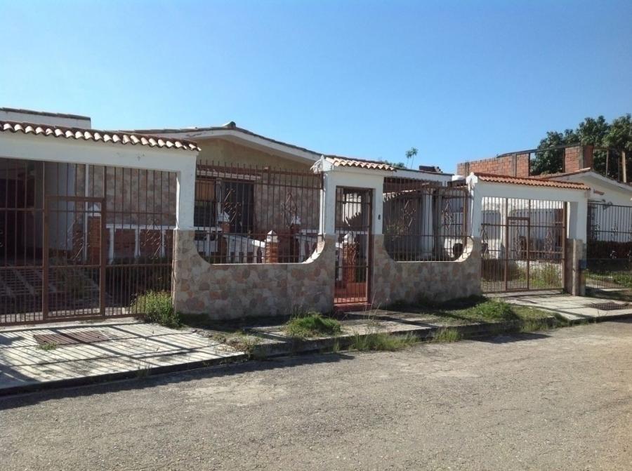 Foto Casa en Venta en RAFAEL URDANETA, Valencia, Carabobo - U$D 14.500 - CAV142083 - BienesOnLine