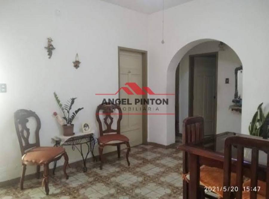 Foto Casa en Venta en Caracas, Distrito Federal - U$D 100.000 - CAV180840 - BienesOnLine