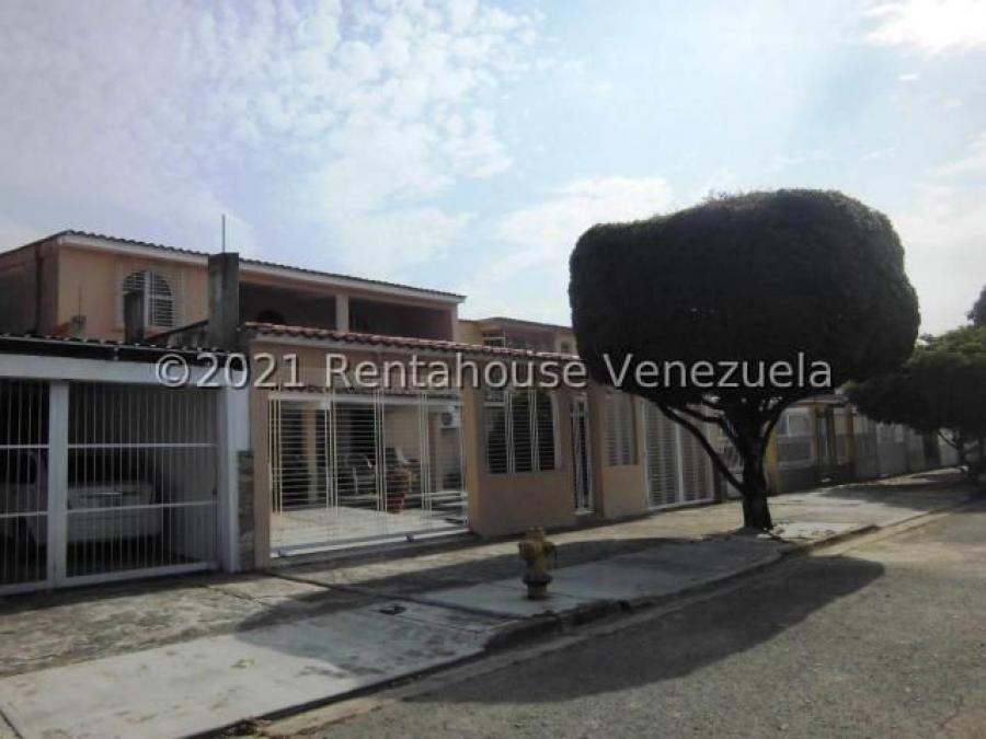 Foto Casa en Venta en los Guayabitos, Valencia, Carabobo - U$D 85.000 - CAV160567 - BienesOnLine