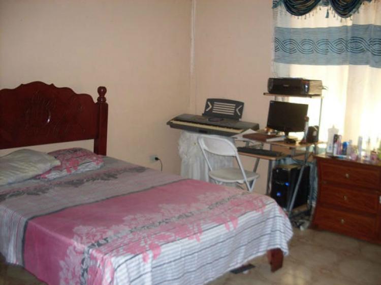 Foto Casa en Venta en Maracay, Aragua - BsF 3.100.000 - CAV53171 - BienesOnLine