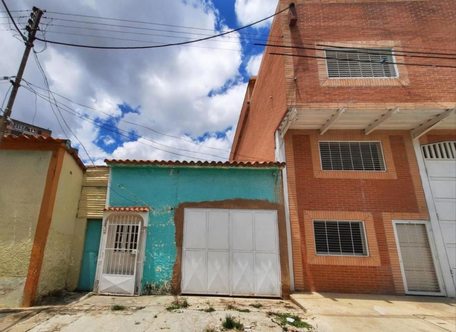Foto Casa en Venta en San blas, Valencia, Carabobo - U$D 15.000 - CAV133729 - BienesOnLine