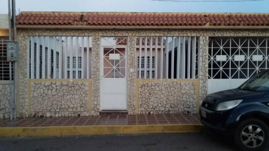 Foto Casa en Venta en Santa Fe 1, Maracaibo, Zulia - U$D 21.000 - CAV143232 - BienesOnLine
