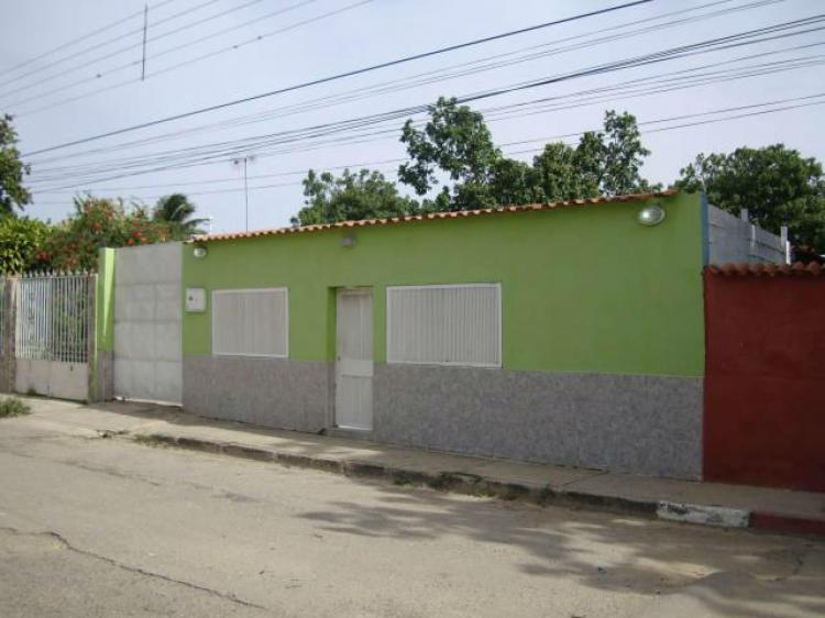Foto Casa en Venta en Maracay, Aragua - BsF 7.000 - CAV108404 - BienesOnLine