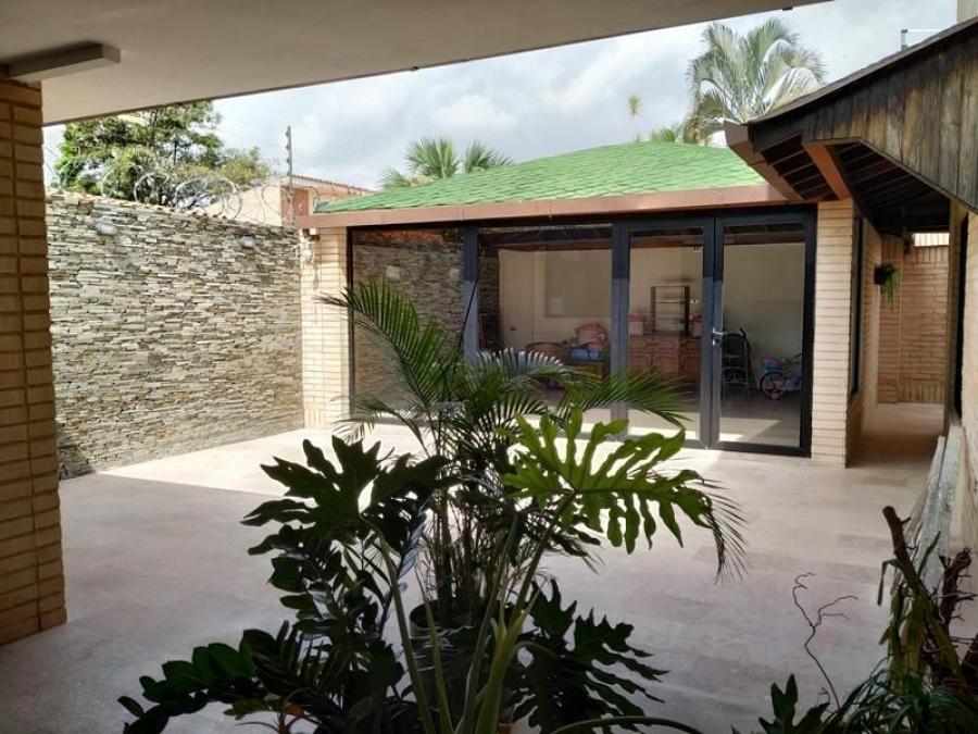 Foto Casa en Venta en Trigal Norte, Valencia, Carabobo - U$D 215.000 - CAV159356 - BienesOnLine