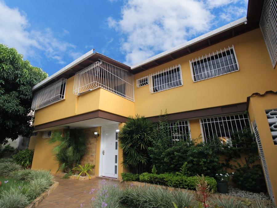 Foto Casa en Venta en Caracas, Distrito Federal - U$D 290.000 - CAV174976 - BienesOnLine