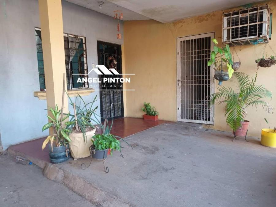 Foto Casa en Venta en Jose Domingo Rus, San Francisco, Zulia - U$D 11.000 - CAV215147 - BienesOnLine