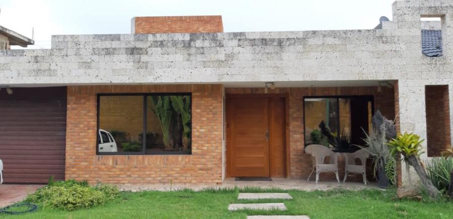 Foto Casa en Venta en Valencia, Carabobo - U$D 550.000 - CAV183383 - BienesOnLine
