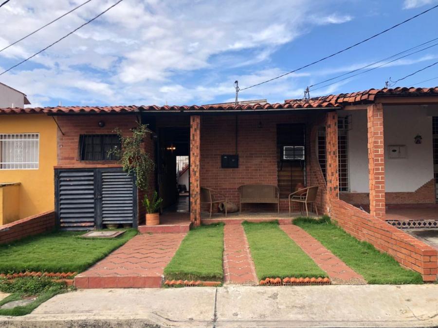 Foto Casa en Venta en JOSE GREGORIO BASTIDAS, Cabudare, Lara - U$D 18.000 - CAV172118 - BienesOnLine