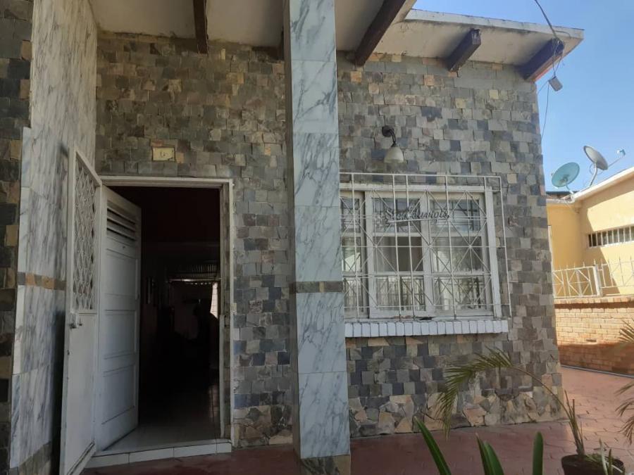 Home in Metric Way