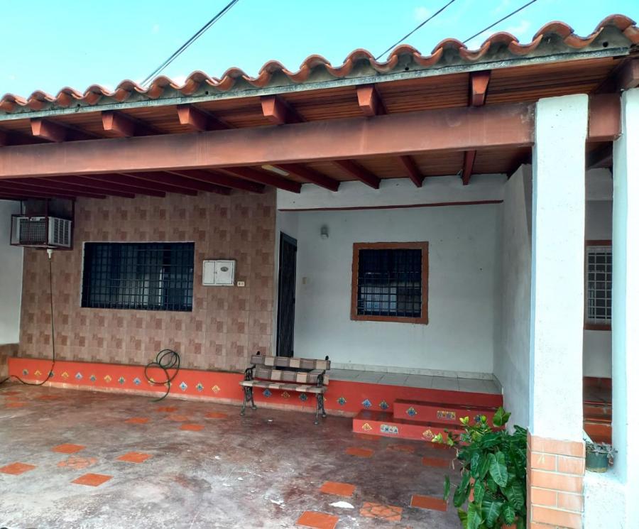 Foto Casa en Venta en Barquisimeto, Lara - U$D 16.000 - CAV205632 - BienesOnLine