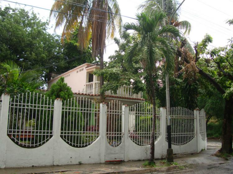 Foto Casa en Venta en Los Samanes, Maracay, Aragua - BsF 70.000.000 - CAV96402 - BienesOnLine