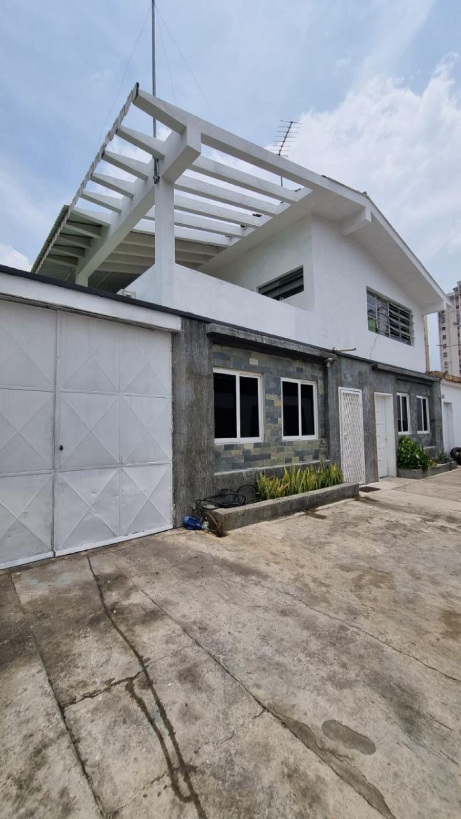 Home in Metric Way