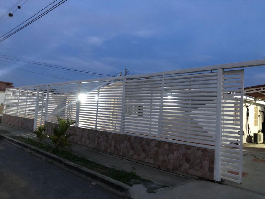 Foto Casa en Venta en Barquisimeto, Lara - U$D 16.500 - CAV207947 - BienesOnLine