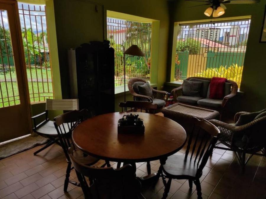 Foto Casa en Venta en Valles de Camoruco, Valencia, Carabobo - U$D 250.000 - CAV140443 - BienesOnLine