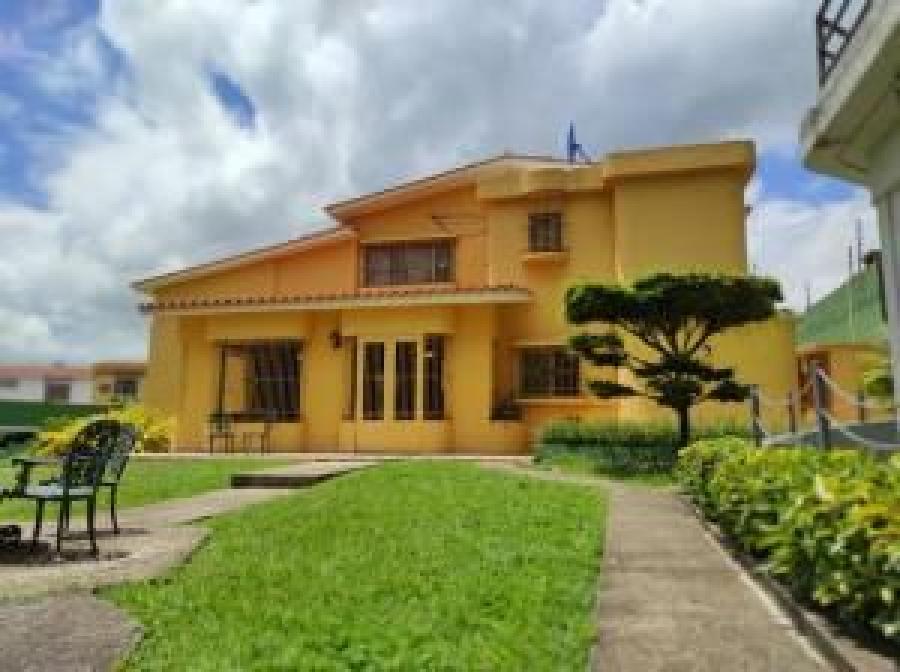 Foto Casa en Venta en Valles de Camoruco, Valencia, Carabobo - U$D 250.000 - CAV134957 - BienesOnLine