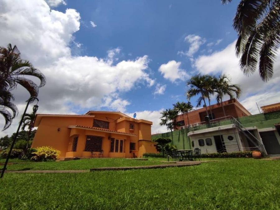 Foto Casa en Venta en Valles de Camoruco, Valencia, Carabobo - U$D 175.000 - CAV157454 - BienesOnLine