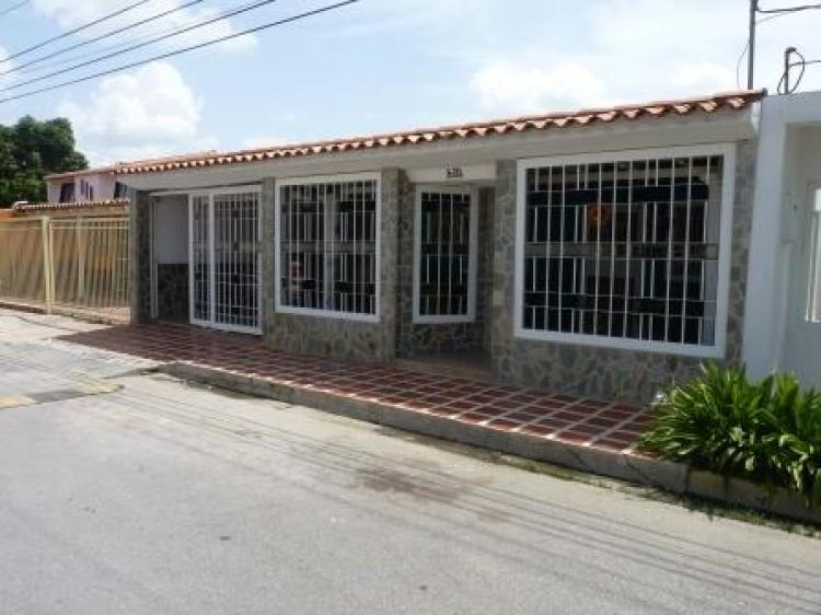 Foto Casa en Venta en Los Mangos, Maracay, Aragua - BsF 990.000 - CAV28781 - BienesOnLine