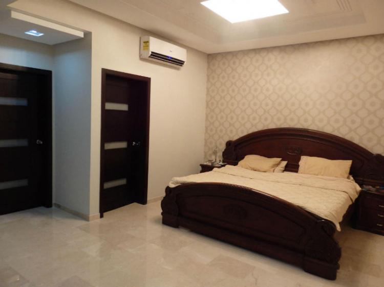 Home in Metric Way