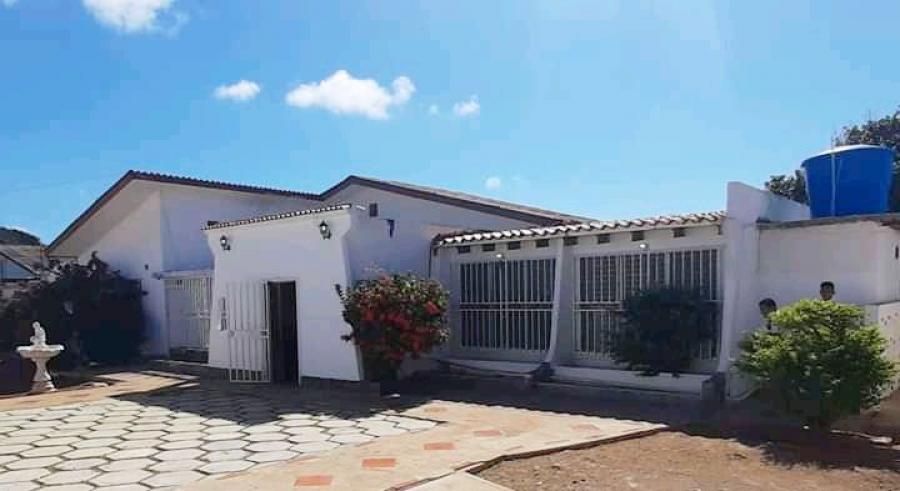 Foto Casa en Venta en Punto Fijo, Falcn - U$D 120.000 - CAV140538 - BienesOnLine