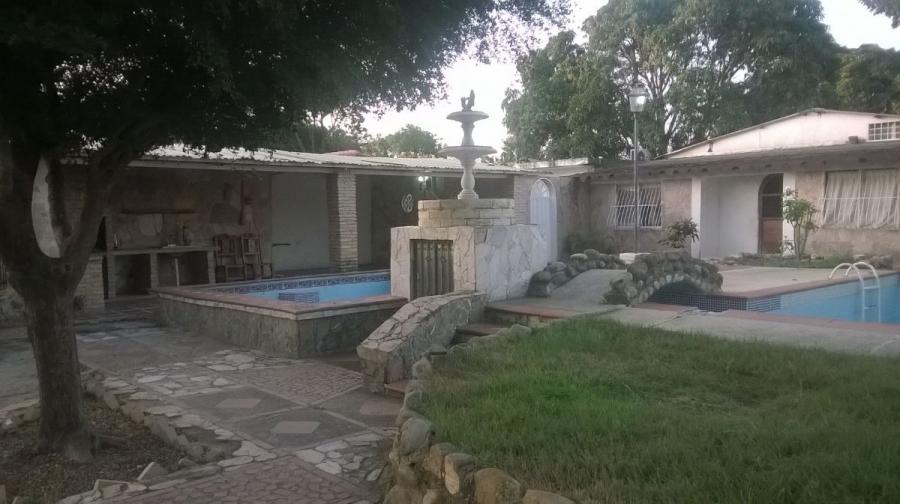 Foto Casa en Venta en El cuji, Barquisimeto, Lara - U$D 10.000 - CAV157315 - BienesOnLine