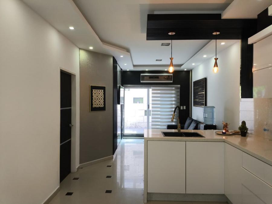 Home in Metric Way