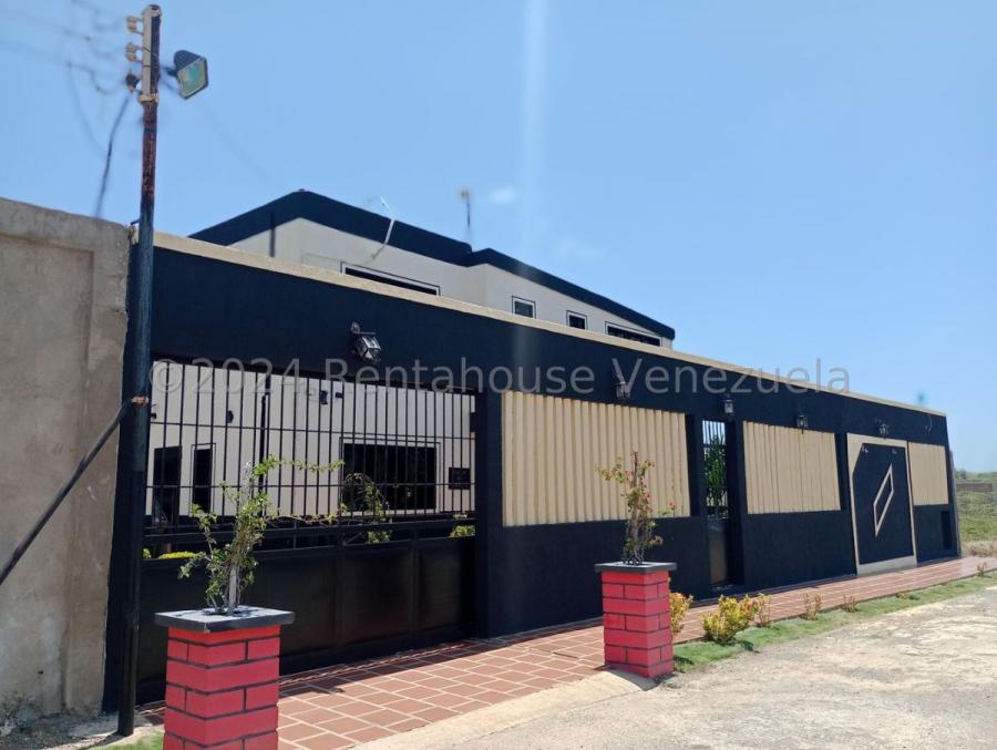 Foto Casa en Venta en Punto Fijo, Falcón - U$D 150.000 - CAV254310 - BienesOnLine