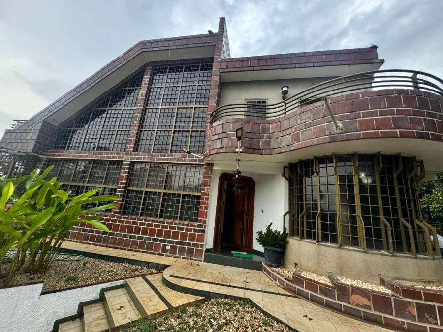 Home in Metric Way