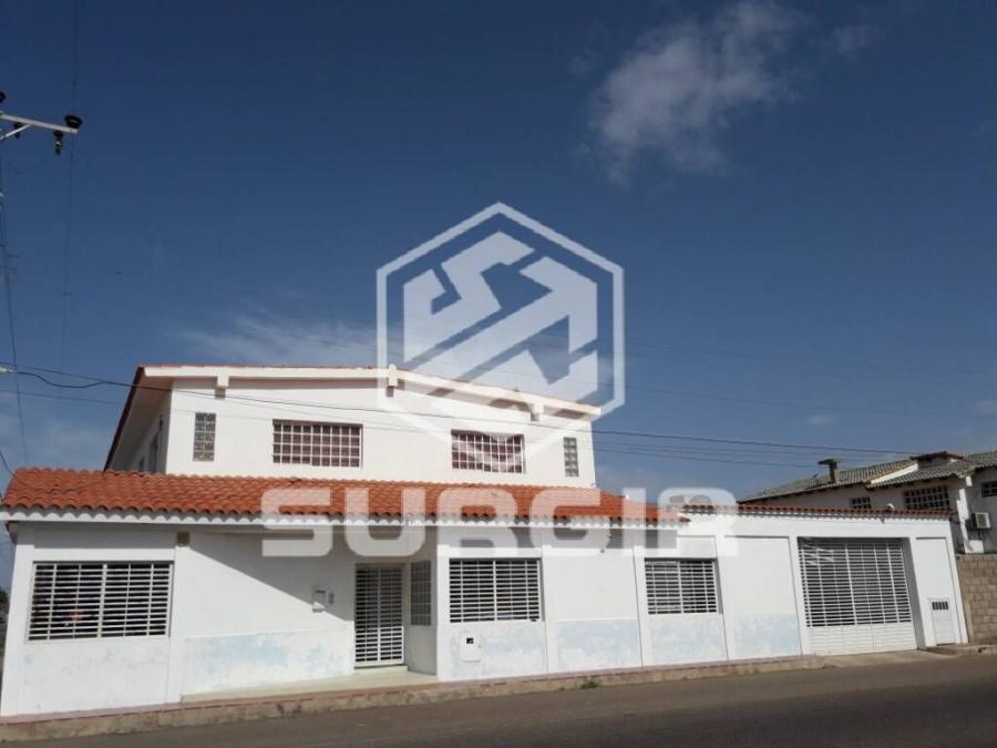 Foto Casa en Venta en Carirubana, Punto Fijo, Falcn - U$D 85.000 - CAV190664 - BienesOnLine