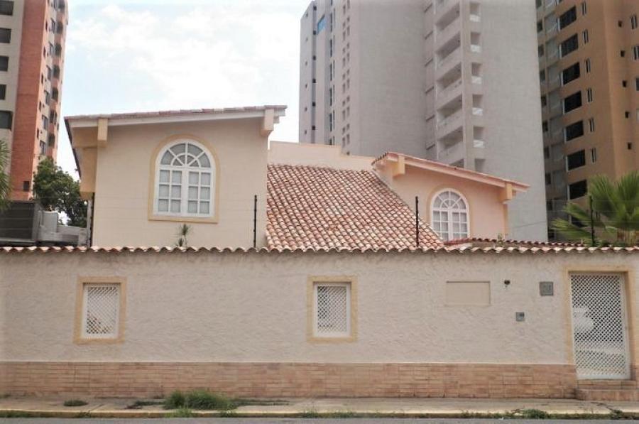 Foto Casa en Venta en Lechera, Anzotegui - U$D 350.000 - CAV170720 - BienesOnLine