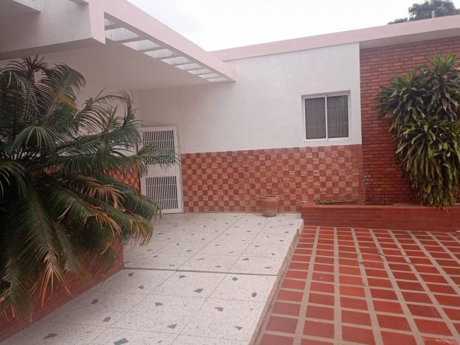 Foto Casa en Venta en El Prado, Maracaibo, Zulia - U$D 16.000 - CAV171563 - BienesOnLine