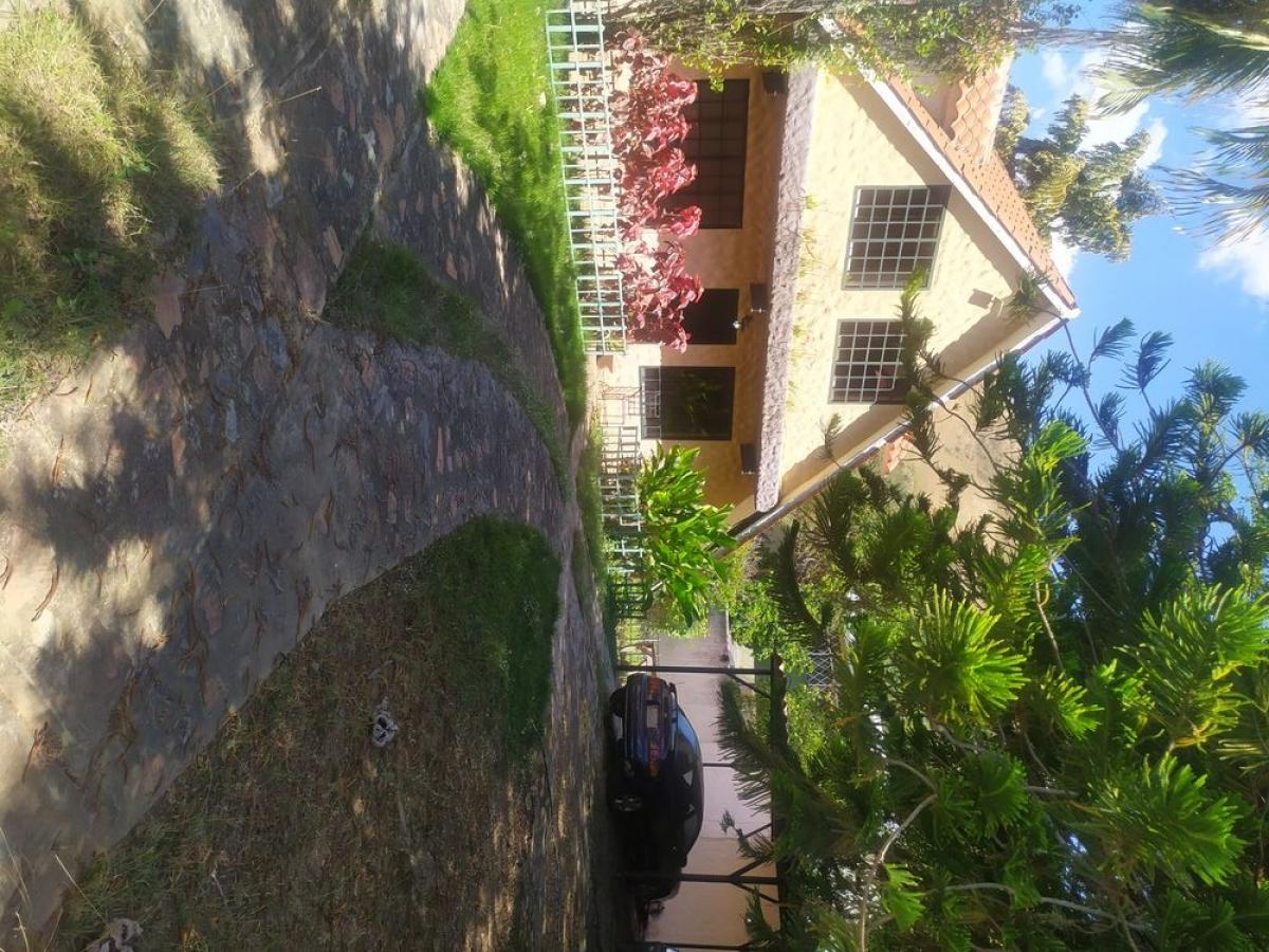 Home in Metric Way