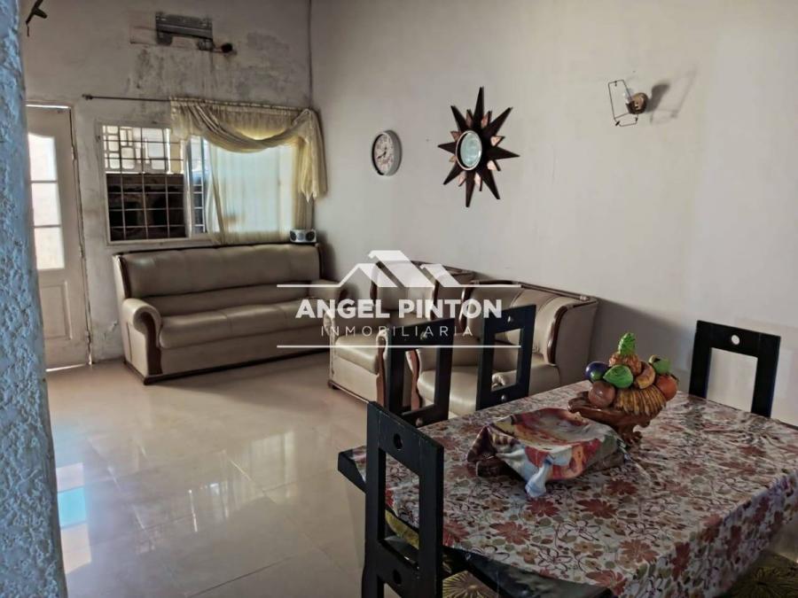 Foto Casa en Venta en Maracaibo, Zulia - U$D 24.000 - CAV254569 - BienesOnLine