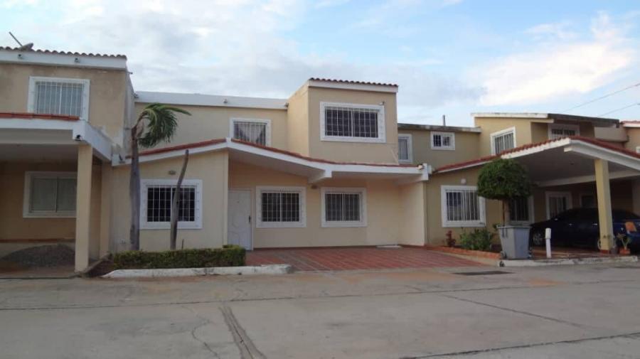 Foto Casa en Venta en CAMINOS DEL DORAL, Maracaibo, Zulia - U$D 50.000 - CAV153734 - BienesOnLine