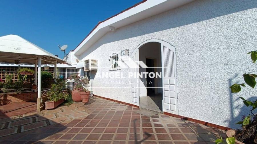 Home in Metric Way