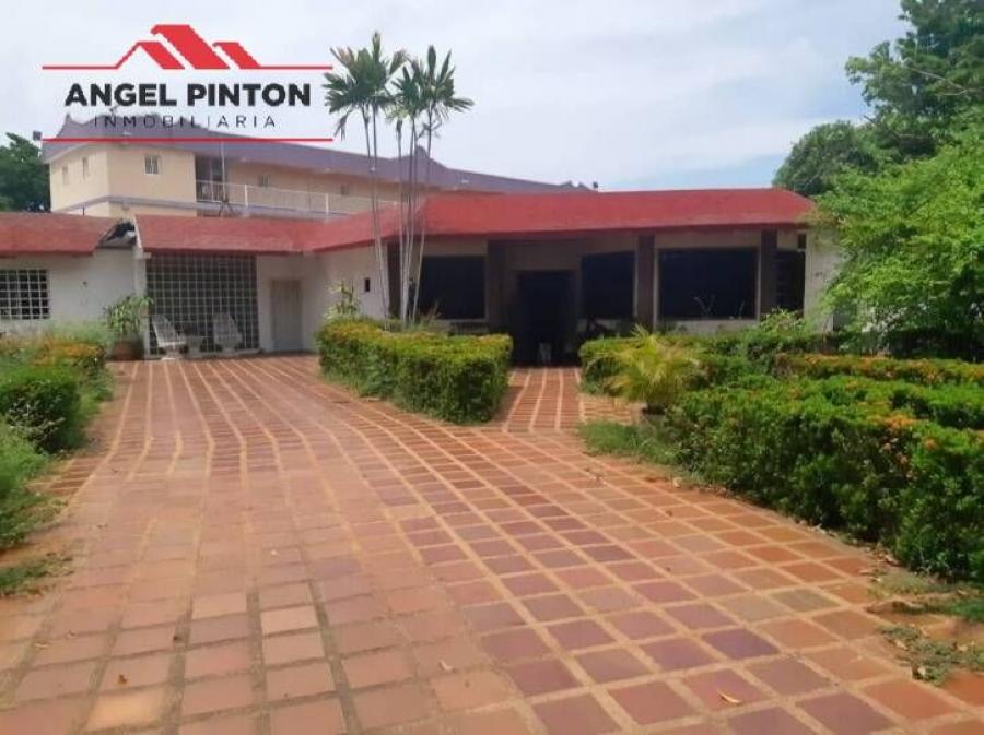 Home in Metric Way