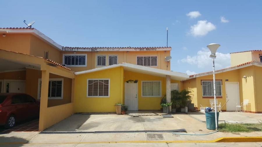 Foto Casa en Venta en Francisco de Miranda, Maracaibo, Zulia - U$D 15.000 - CAV153149 - BienesOnLine