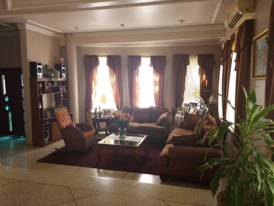 Foto Casa en Venta en Maracaibo, Zulia - U$D 3.200.000 - CAV125754 - BienesOnLine