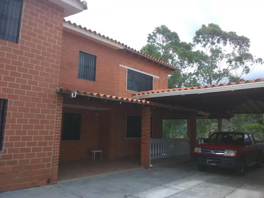 Foto Casa en Venta en La Entrada, Naguanagua, Carabobo - U$D 75.000 - CAV137042 - BienesOnLine