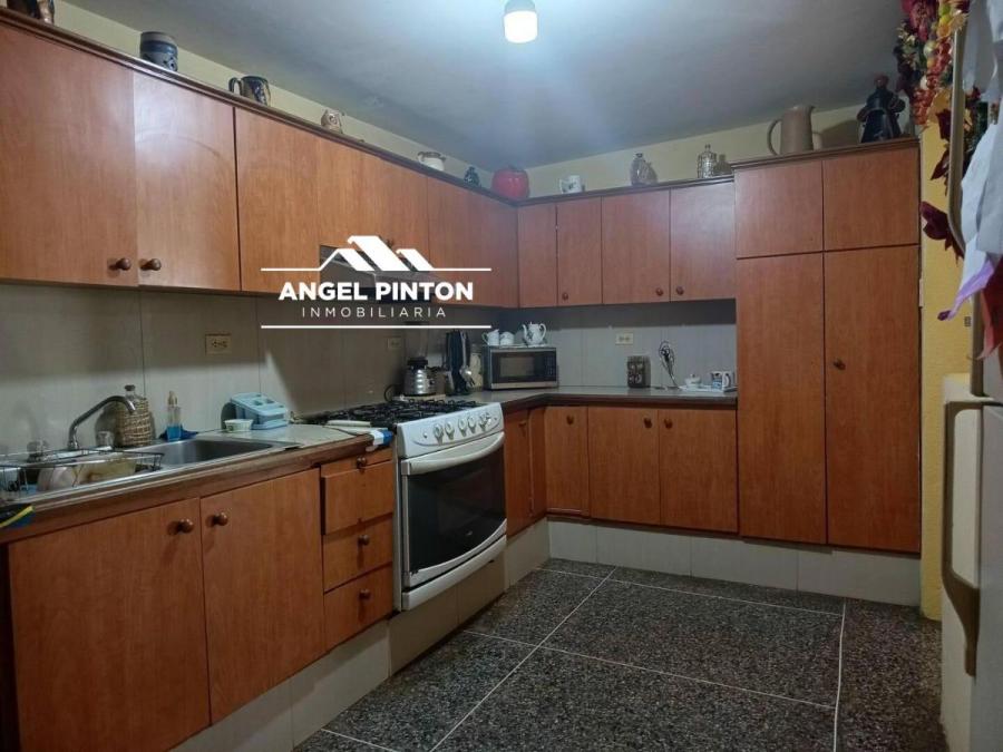 Home in Metric Way