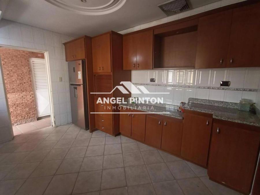 Foto Casa en Venta en Maracaibo, Zulia - U$D 20.000 - CAV202790 - BienesOnLine